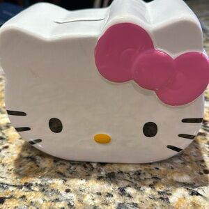 Hello kitty piggy bank
